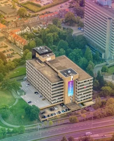 brightlands-smart-services-campus-smedestraat-2-6411-cr-heerlen-987de0a3