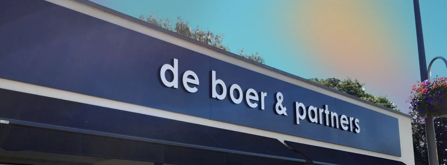 {slide.module_style.background.background_image.alt}